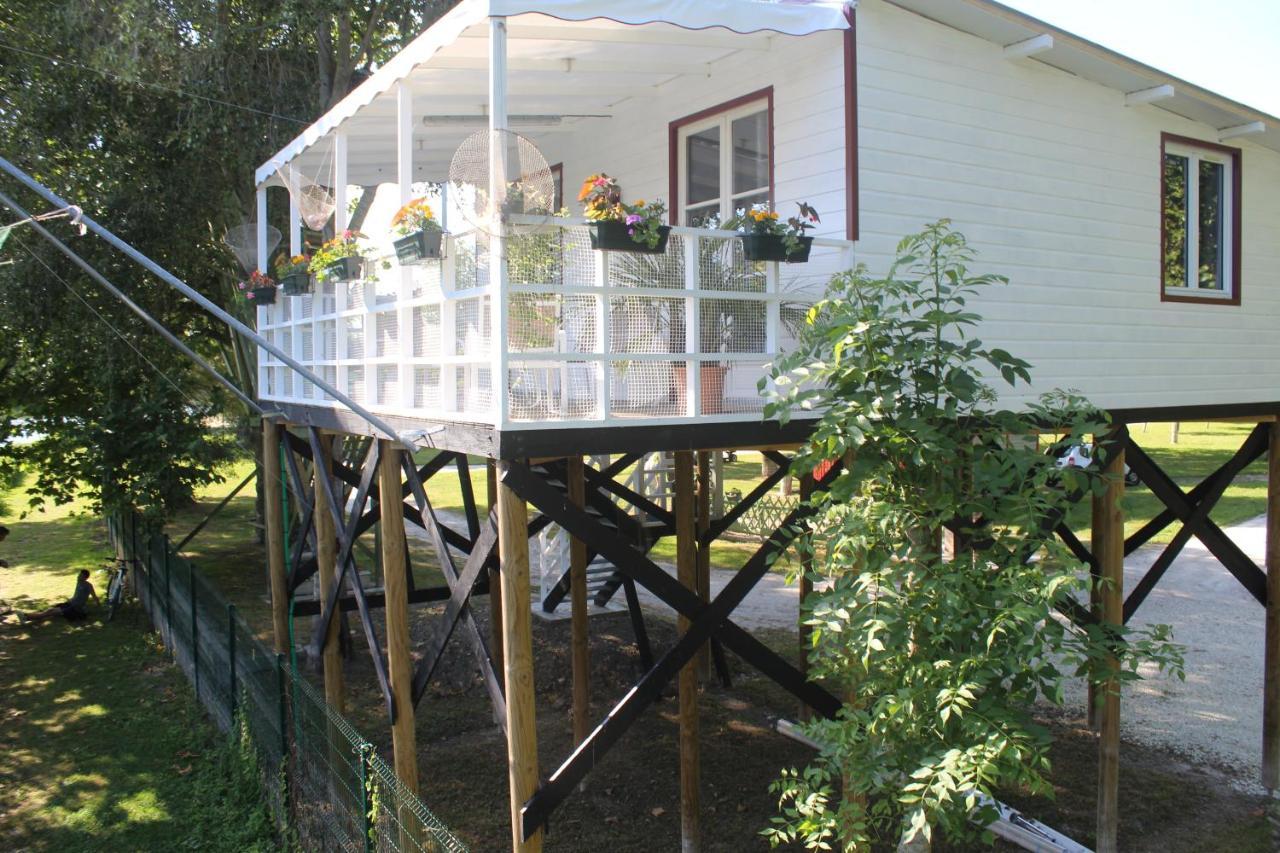 Camping Belle Riviere Chaniers Экстерьер фото