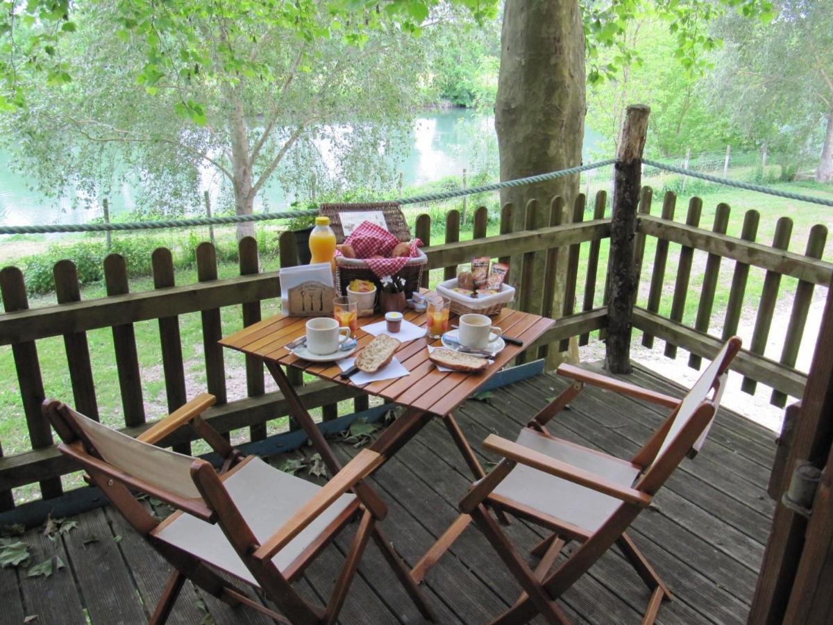 Camping Belle Riviere Chaniers Экстерьер фото