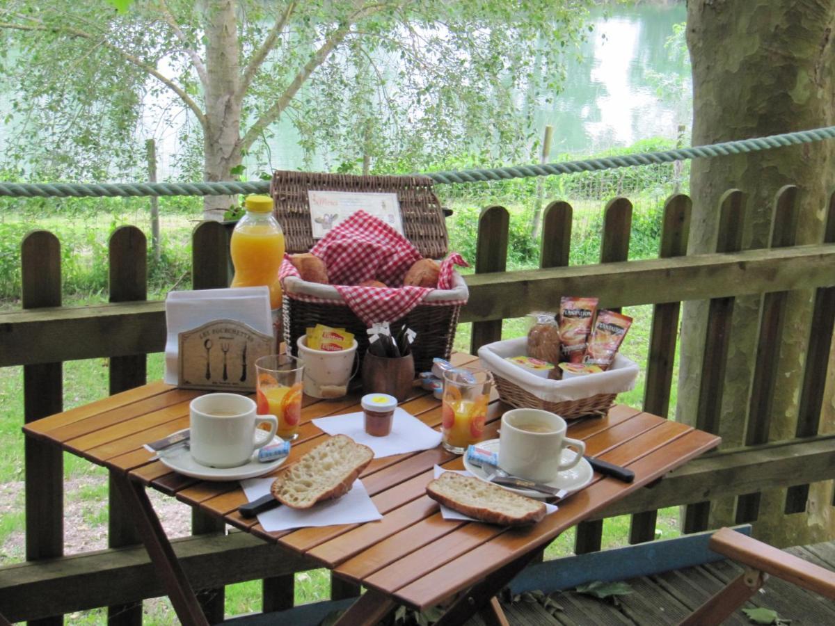 Camping Belle Riviere Chaniers Экстерьер фото