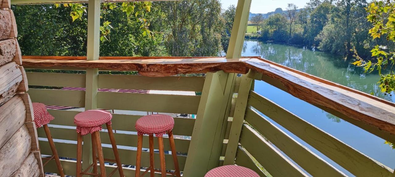 Camping Belle Riviere Chaniers Экстерьер фото